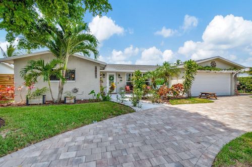 1066 Sw 25th Way, Boynton Beach, FL, 33426-7433 | Card Image