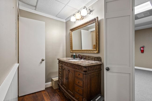 111 S Travis St, Home with 0 bedrooms, 0 bathrooms and null parking in Sherman TX | Image 34