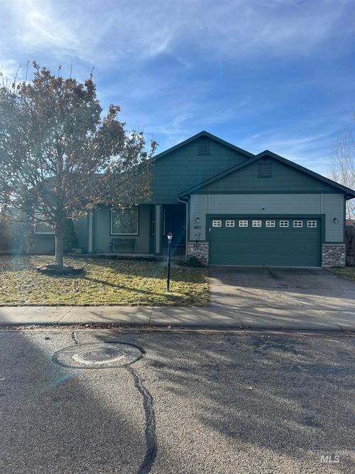 1065 E Fossilstone Ct, Kuna, ID, 83634-2135 | Card Image
