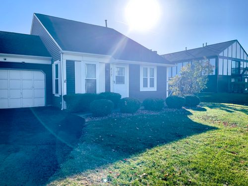 817 74th St, Downers Grove, IL, 60516-4016 | Card Image