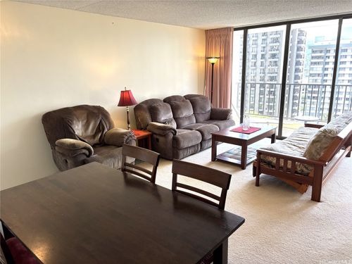 1213-ii-201 Ohua Ave, Honolulu, HI, 96815-3653 | Card Image