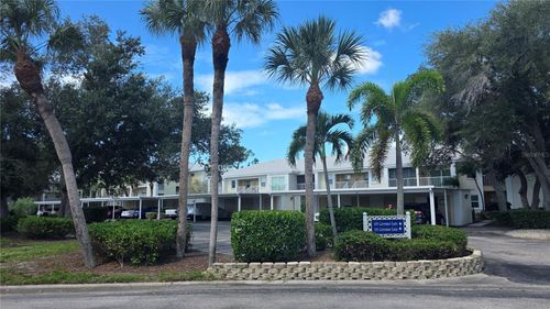 347-431 Cerromar Ln, VENICE, FL, 34293-4407 | Card Image