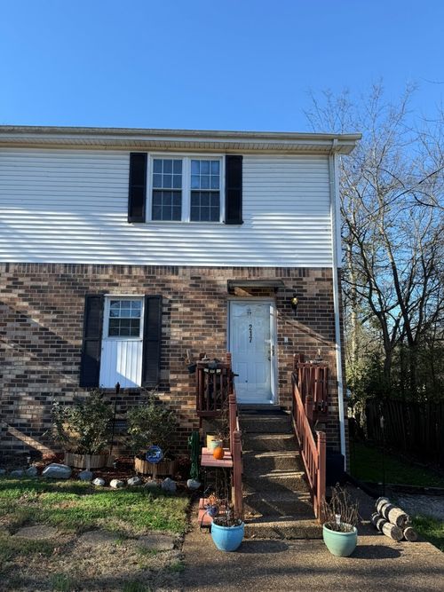 217 Macfie Dr, Madison, TN, 37115-2382 | Card Image