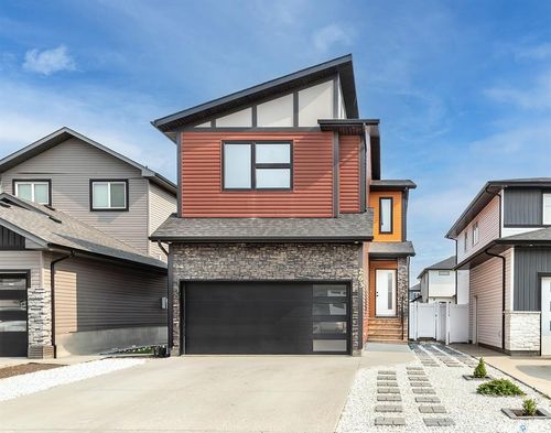 263 Barrett St, Saskatoon, SK, S7W1C6 | Card Image