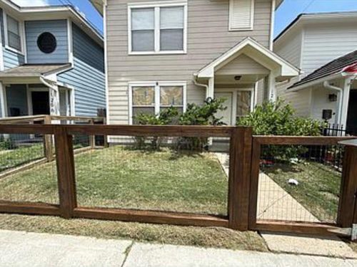 1204 Andrews St, Houston, TX, 77019-5122 | Card Image