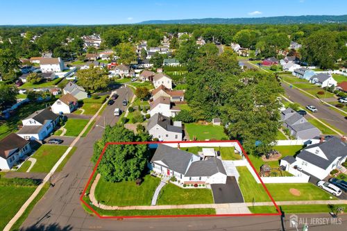 52 Leeds Dr, South Plainfield, NJ, 07080-3629 | Card Image