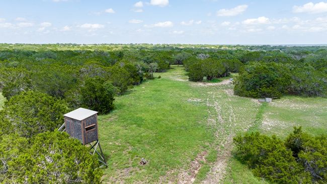 221 Coyote Trl, Home with 2 bedrooms, 2 bathrooms and 2 parking in Harper TX | Image 36