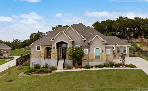 8283 Apache Frst, Garden Ridge, TX, 78266-2363 | Card Image