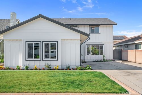 5171 Del Este Cir, La Palma, CA, 90623-2205 | Card Image