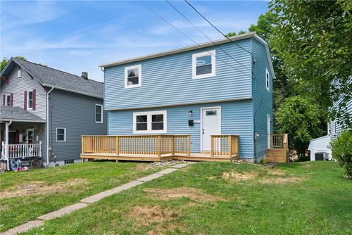 441 Argonne Dr, New Kensington, PA, 15068-5907 | Card Image