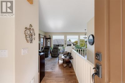 4 - 1584 Adelaide St, House other with 3 bedrooms, 3 bathrooms and 2 parking in Crofton BC | Image 3