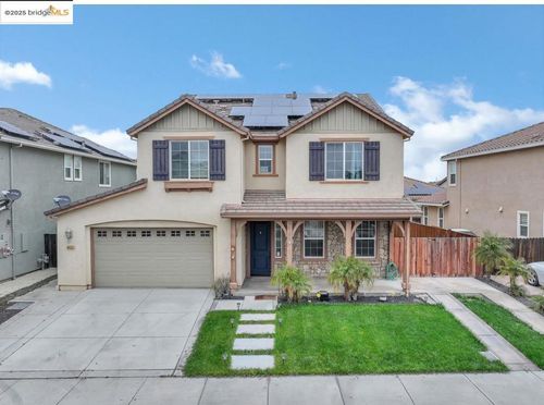 8461 Pinehollow Cir, Discovery Bay, CA, 94505 | Card Image