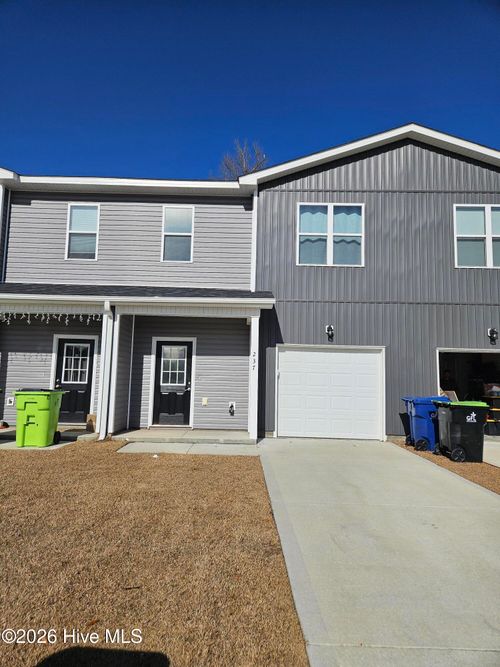 237 Winstead Loop Rd, Richlands, NC, 28574 | Card Image