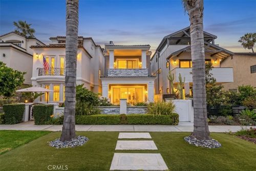 617 12th, Huntington Beach, CA, 92648 | Card Image