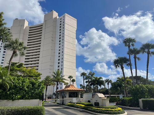 apt-1106-5200 N Flagler Dr, West Palm Beach, FL, 33407-2768 | Card Image