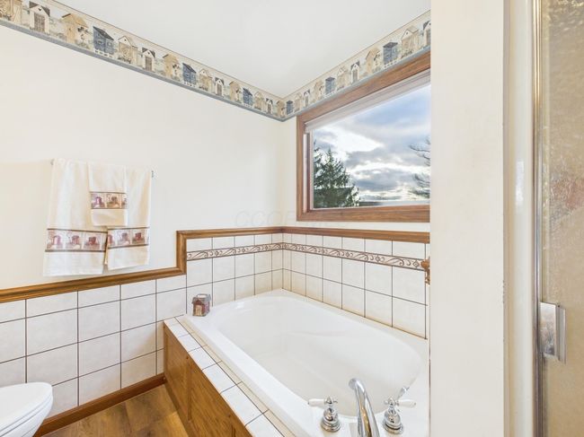 72 S Beaver St, House other with 3 bedrooms, 4 bathrooms and null parking in Carroll OH | Image 39