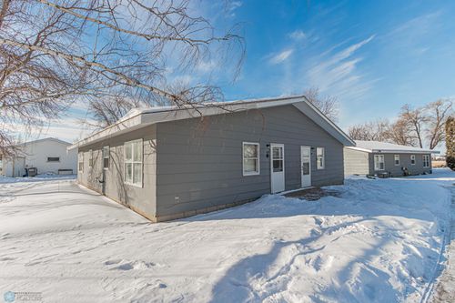 512 2nd Street Nw, LaMoure, ND, 58458 | Card Image