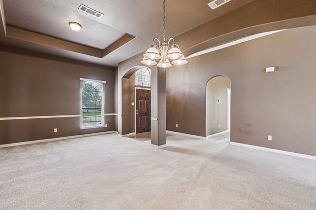 6602 Orange Blossom Dr, House other with 4 bedrooms, 2 bathrooms and null parking in Midlothian TX | Image 6