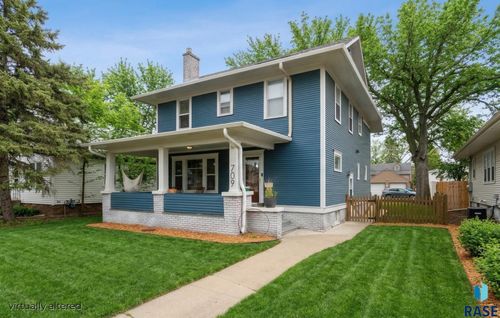 709 E 20 St Street, Sioux Falls, SD, 57105 | Card Image
