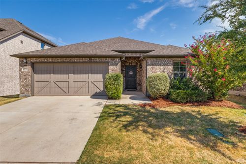 6221 Painswick Dr, Aubrey, TX, 76227-2928 | Card Image