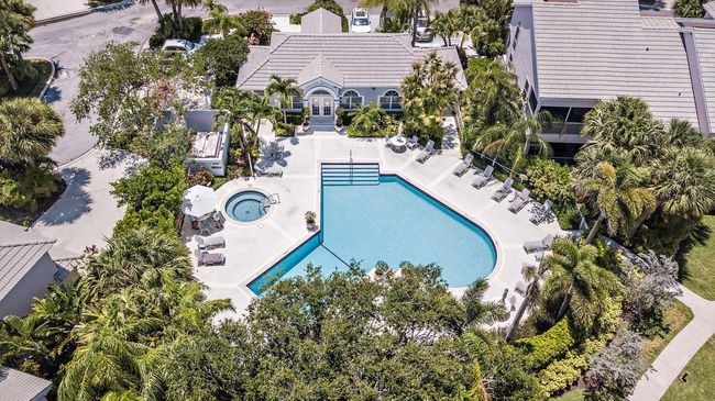 2502 Fairway Dr N, Condo with 3 bedrooms, 4 bathrooms and null parking in Jupiter FL | Image 23