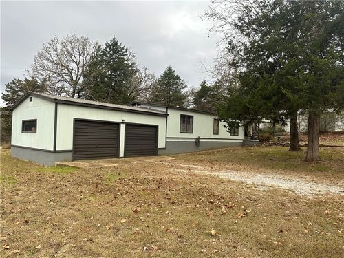 114 E Airport Rd, Diamond City, AR, 72644-9528 | Card Image