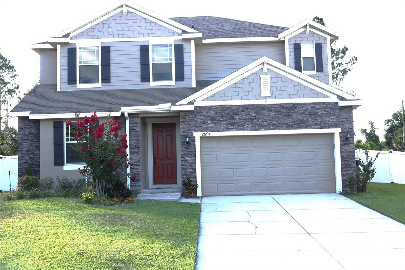 Limerick Cir, Grand Island, FL 32735