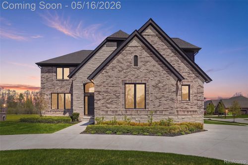 11963 Forest Brook Dr, Washington Township, MI, 48094-1850 | Card Image