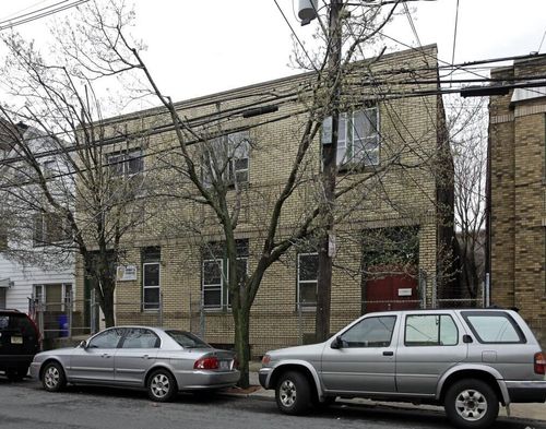 119-121 61st St, West New York, NJ, 07093-2909 | Card Image