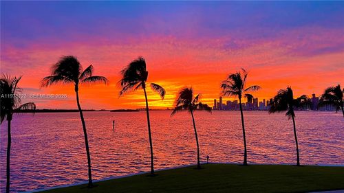 5222-5222 Fisher Island Dr, Miami Beach, FL, 33109-0253 | Card Image