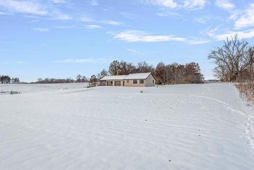 1389 State Highway 16, Shelbyville, IL, 62565-4466 | Card Image