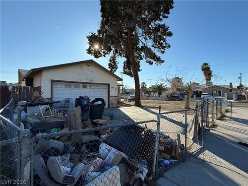 1400 Greenbare Dr, Las Vegas, NV, 89110-1109 | Card Image