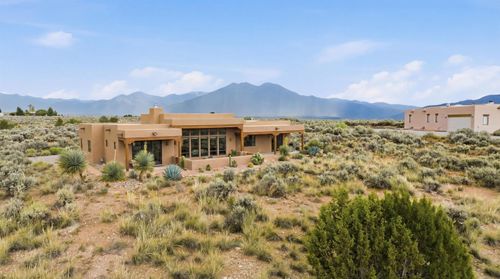 1 Nighthawk Trl, El Prado, NM, 87529-7601 | Card Image