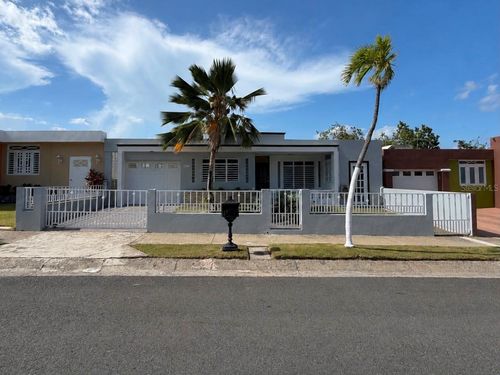 4982 Petalda St. Jardines Del Caribe, Ponce, PR, 00728 | Card Image