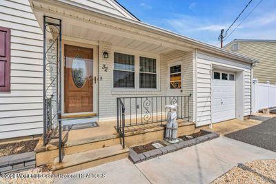 32 Lagoon Drive W, House other with 2 bedrooms, 1 bathrooms and null parking in Toms River NJ | Image 1