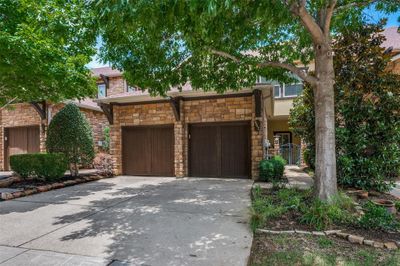 4642 Trevor Trail, Townhouse with 3 bedrooms, 3 bathrooms and null parking in Grapevine TX | Image 1