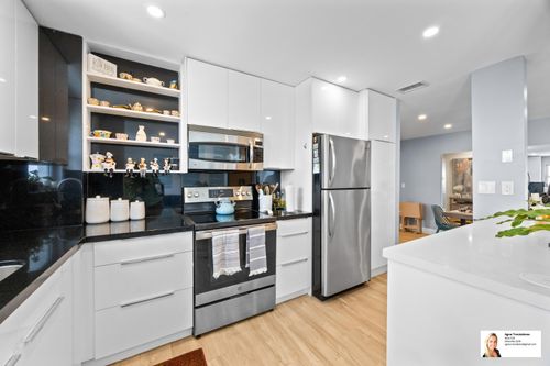 apt-1605-137 Golden Isles Dr, Hallandale Beach, FL, 33009-8805 | Card Image