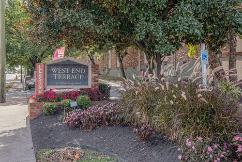 apt-141-261 White Bridge Pike, Nashville, TN, 37209-3201 | Card Image