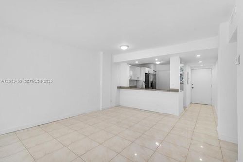 114-3660 Ne 166th St, North Miami Beach, FL, 33160-3880 | Card Image