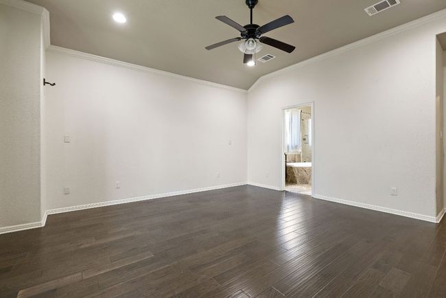 1100 Teravista Xing, House other with 5 bedrooms, 5 bathrooms and 2 parking in Georgetown TX | Image 16