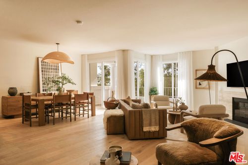 225-6487 Cavalleri Rd, Malibu, CA, 90265-4065 | Card Image