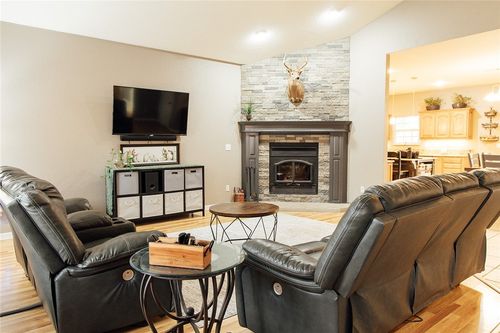 3 Rufford Ln, Bella Vista, AR, 72714-4346 | Card Image