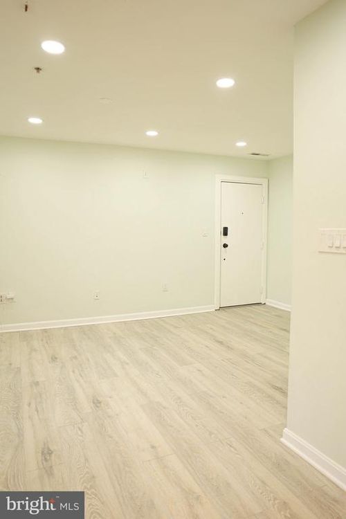 13-4124 Ames St Ne, WASHINGTON, DC, 20019-3373 | Card Image