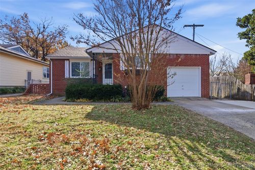 1014 E 38th St, Tulsa, OK, 74105-3021 | Card Image