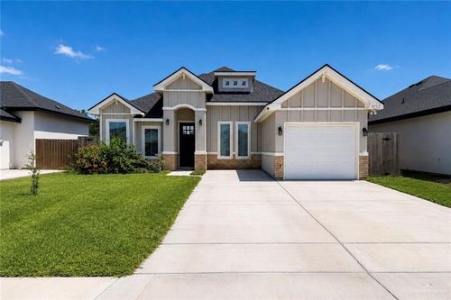 3712 E Diamondhead Ave, Alton, TX, 78573-4574 | Card Image