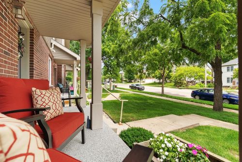 3902 Maple Grove Dr, Madison, WI, 53719-1768 | Card Image