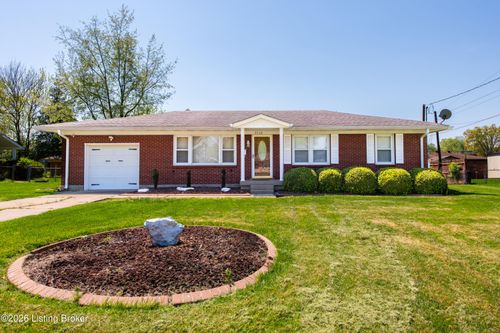 2528 Hampstead Dr, Louisville, KY, 40216-4942 | Card Image