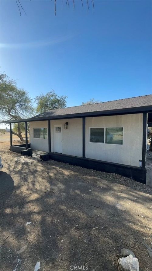 3874 Kreuer Rd, Phelan, CA, 92371 | Card Image