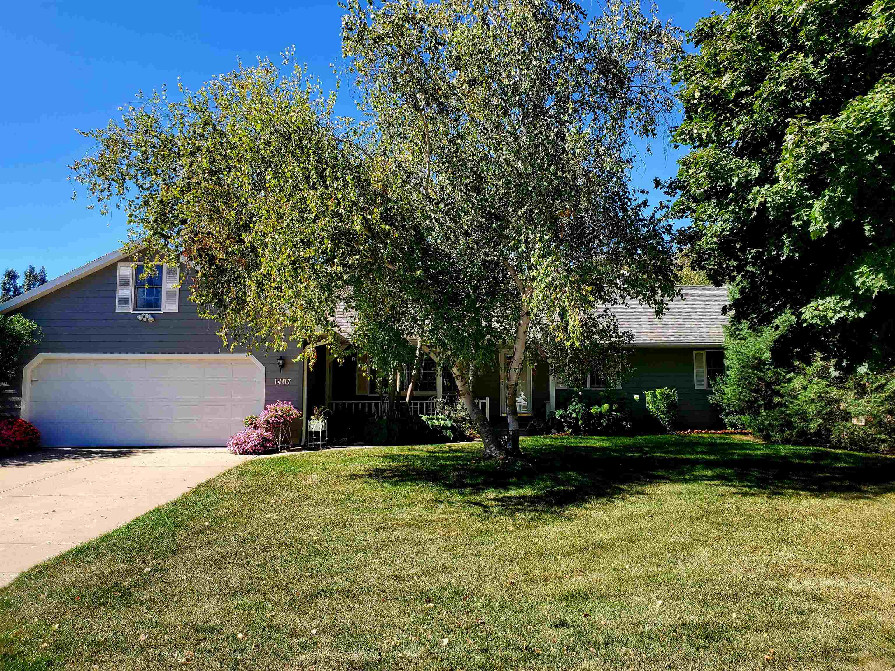 Country Club Ln, Spencer, IA 51301
