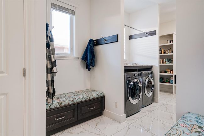 6440 Laurentian Way Sw, House detached with 4 bedrooms, 4 bathrooms and 6 parking in Calgary AB | Image 21